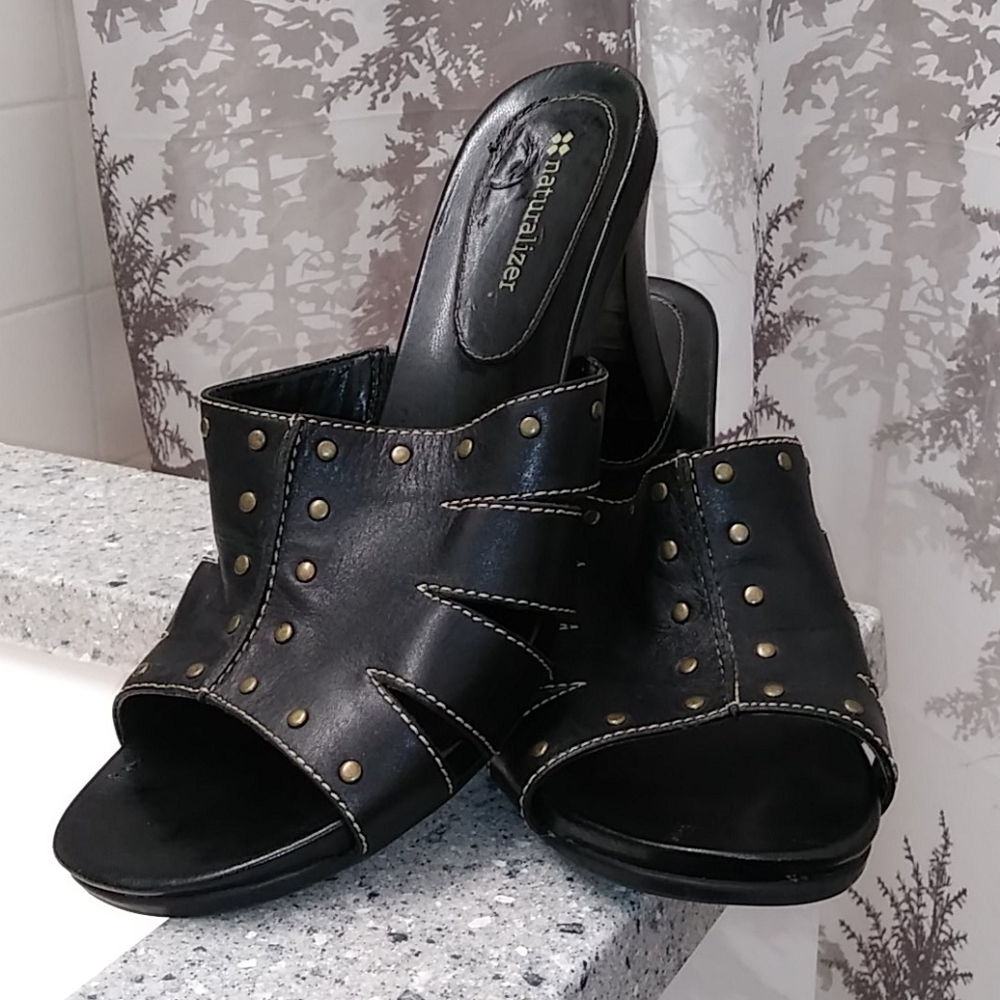 Women's Slides